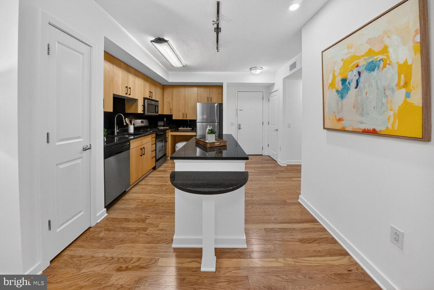 475 K Street Northwest, Unit 404 Washington, DC 20001 - Photo 9 of 28