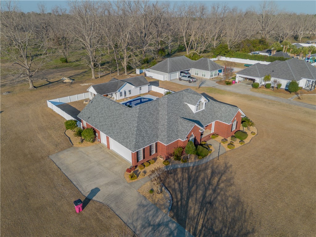 3930 Golfview Drive Blackshear, GA 31516 - Photo 3 of 27