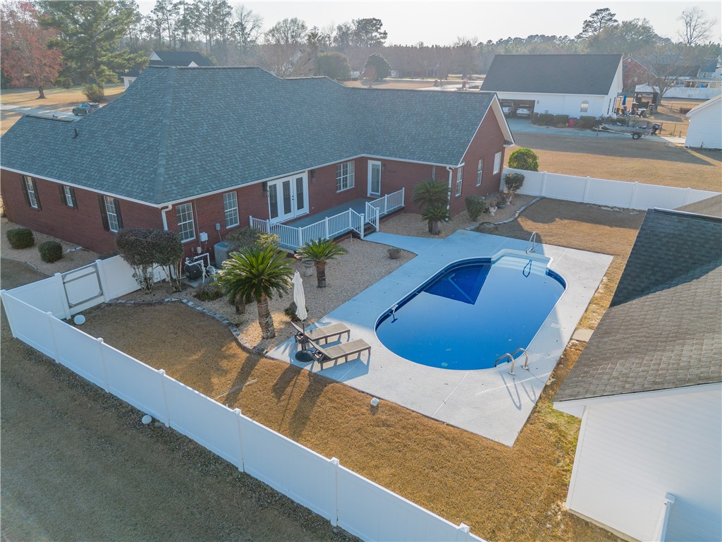 3930 Golfview Drive Blackshear, GA 31516 - Photo 4 of 27