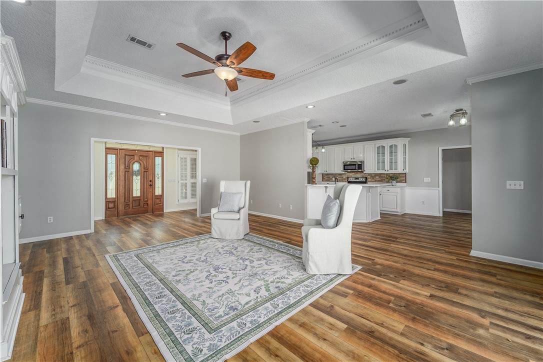3930 Golfview Drive Blackshear, GA 31516 - Photo 6 of 27