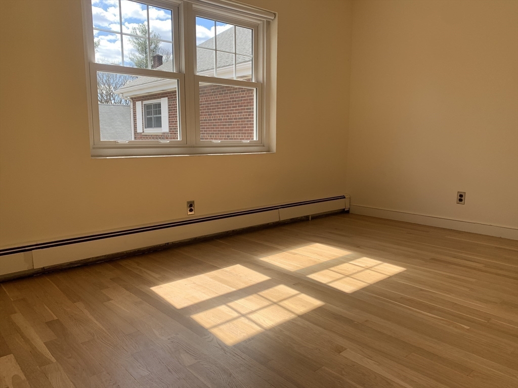 145 Emerson Gardens Road, Unit 145 Lexington, MA 02420 - Photo 9 of 17