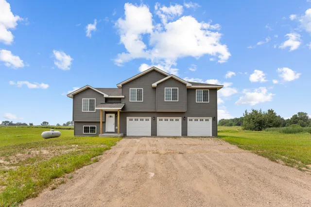 $379,000 | 16780 Eagle Ridge Circle, Pine City, MN 55063