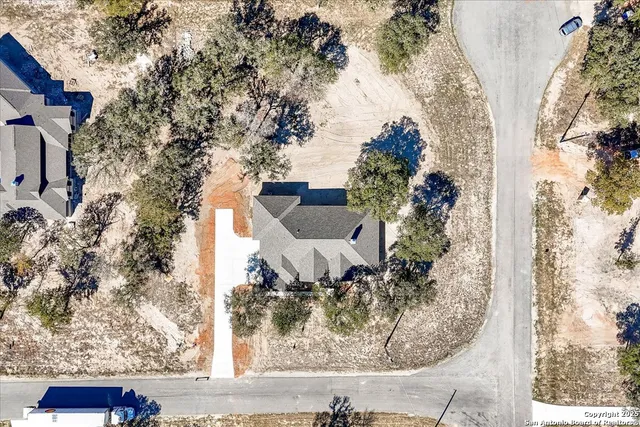 $742,700 | 157 Hondo Vista, La Vernia, TX 78121