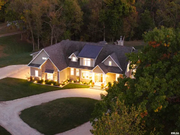 $899,000 | 480 Township Road 150, Toulon, IL 61483