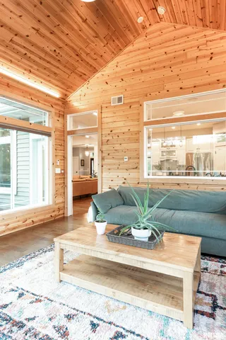 $945,000 | 480 Township Road 150, Toulon, IL 61483