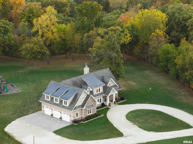 $945,000 | 480 Township Road 150, Toulon, IL 61483