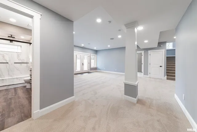 $945,000 | 480 Township Road 150, Toulon, IL 61483