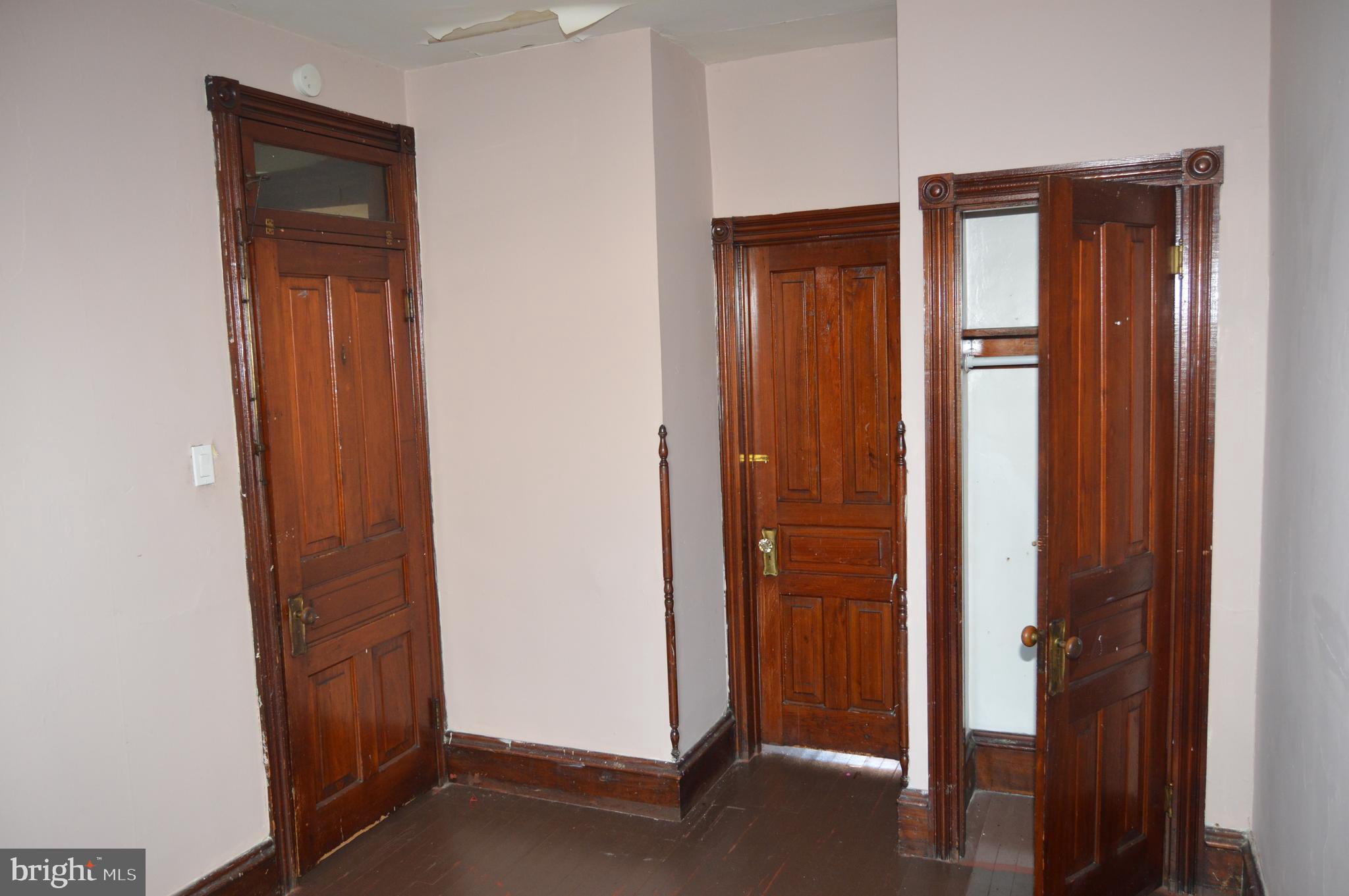 802 Chestnut Street Reading, PA 19602 - Photo 19 of 38 Bedroom 2