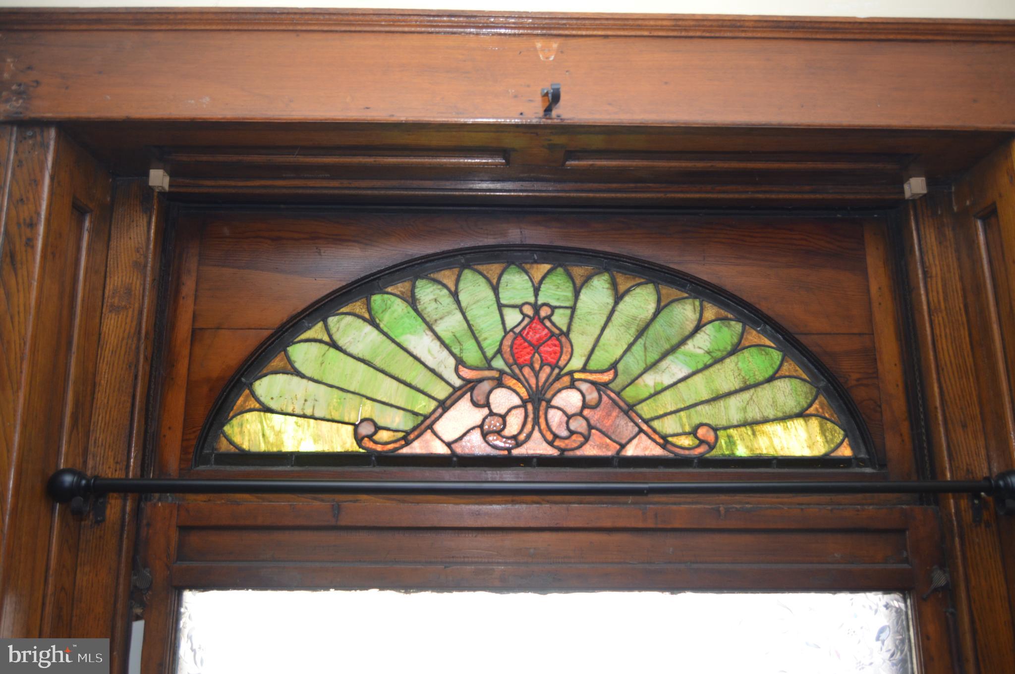 802 Chestnut Street Reading, PA 19602 - Photo 8 of 38 Stained glass