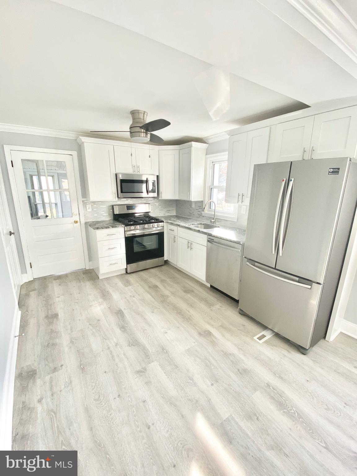 2906 Burden Road Brookhaven, PA 19015 - Photo 9 of 24 Gallery Image 9