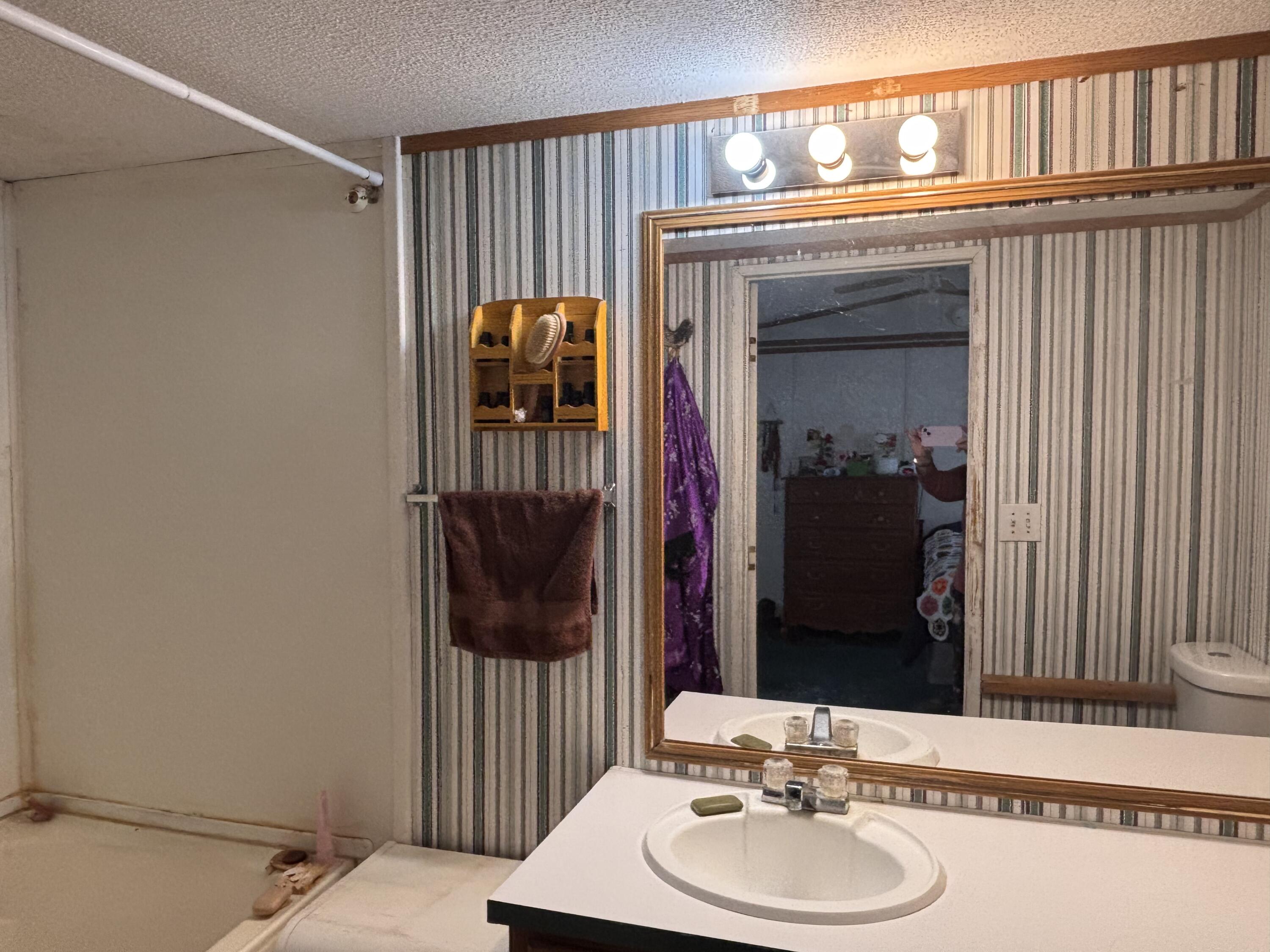 233 Turquoise Trail Datil, NM 87821 - Photo 24 of 46 Gallery Image 24