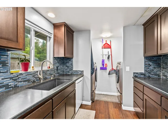 $435,000 | 596 Blackfoot Avenue, Eugene, OR 97404