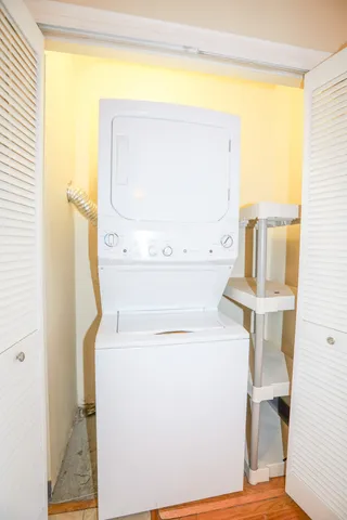 $2,600 | 2050 West Summerdale Avenue, Unit 1C, Chicago, IL 60625