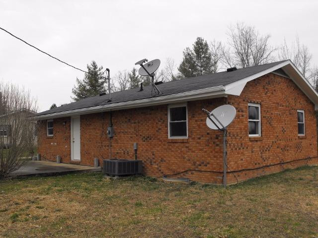 2527 Quillen Chapel Road Campton, KY 41301 - Photo 5 of 31 Photo 5