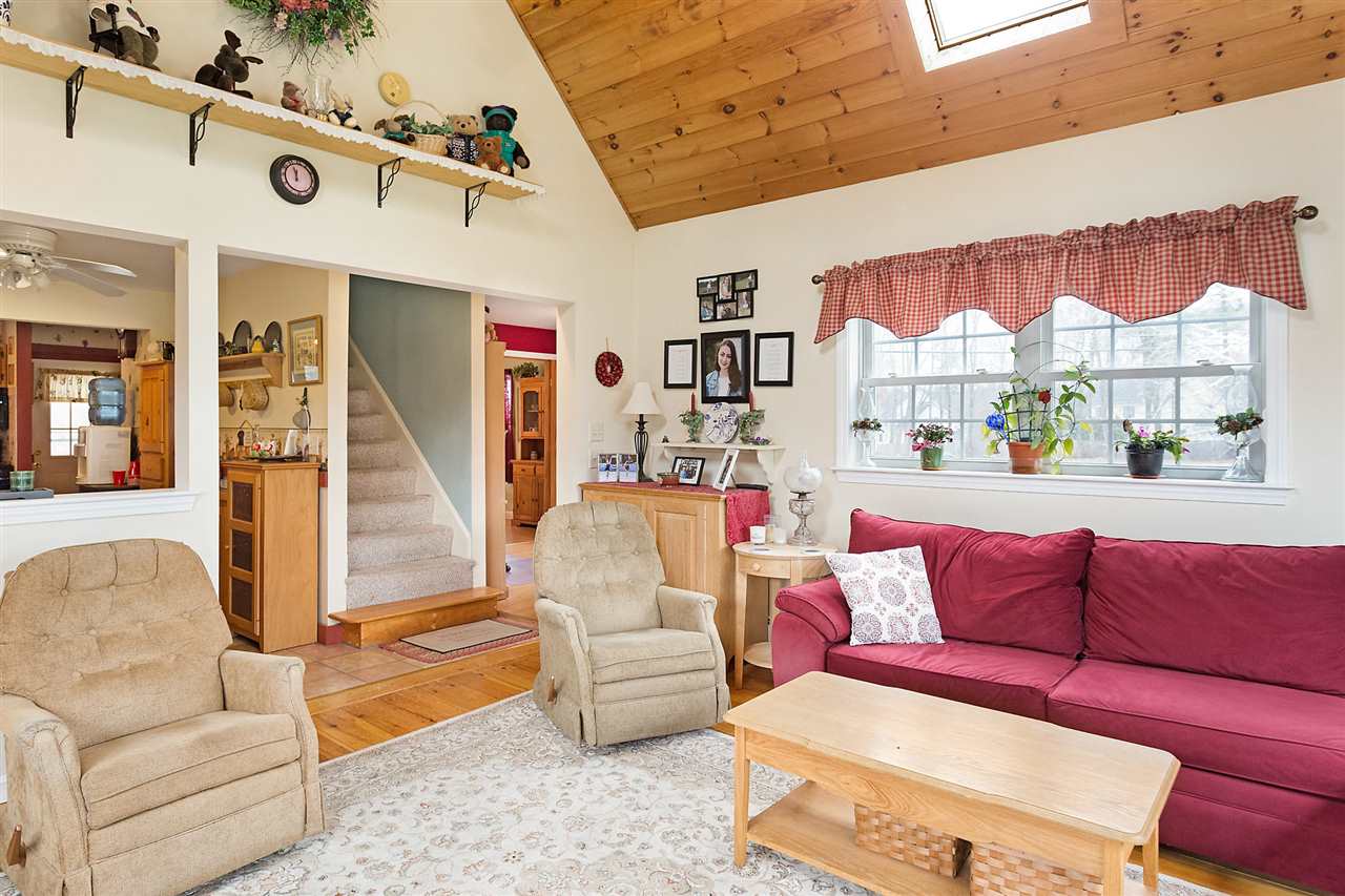47 Hampton Falls Road Exeter, NH 03833 - Photo 11 of 39