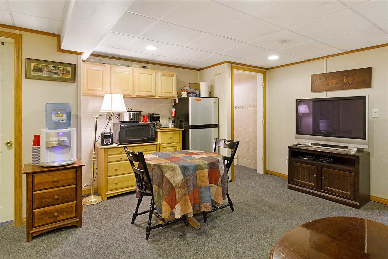 47 Hampton Falls Road Exeter, NH 03833 - Photo 26 of 39