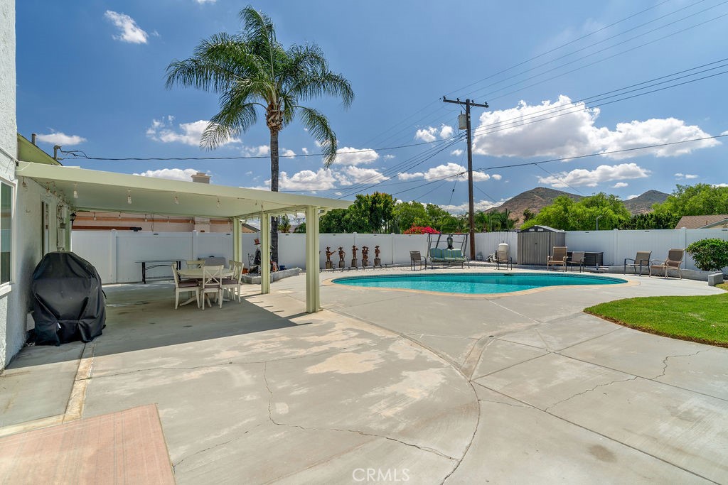 5444 Peacock Lane Riverside, CA 92505 - Photo 61 of 73