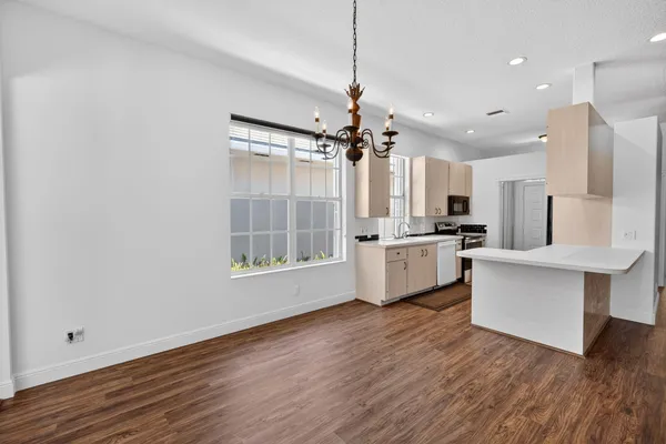 $599,000 | 1065 Bedford Avenue, Palm Beach Gardens, FL 33403