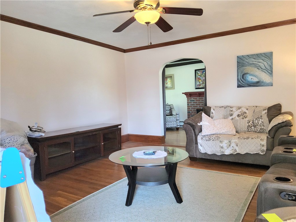 1575 Manville Road Woonsocket, RI 02895 - Photo 13 of 45 Large Living Room