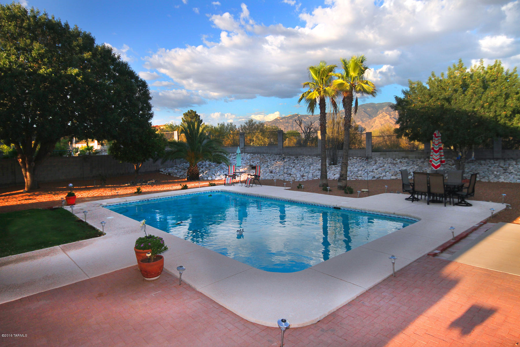 11580 North Copper Spring Trail Oro Valley, AZ 85737 - Photo 3 of 28