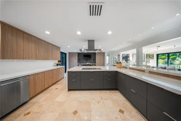 $4,250,000 | 5981 Southwest 136th Street, Pinecrest, FL 33156