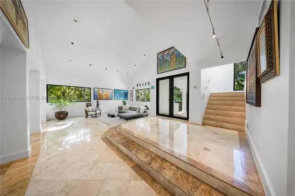 $4,250,000 | 5981 Southwest 136th Street, Pinecrest, FL 33156