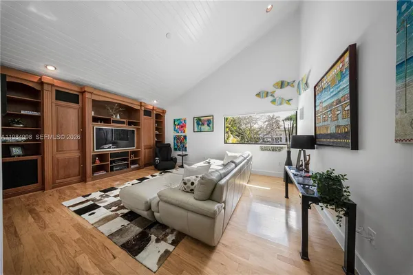 $4,250,000 | 5981 Southwest 136th Street, Pinecrest, FL 33156