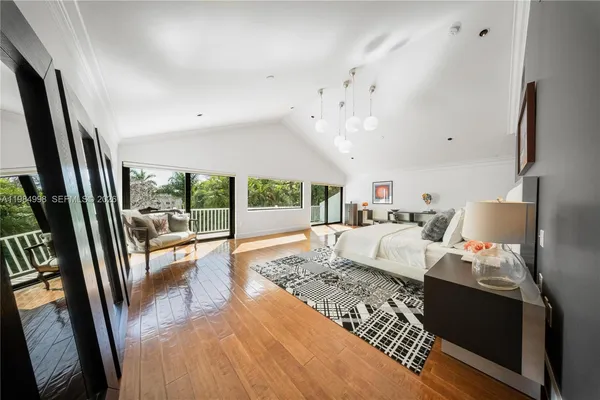 $4,250,000 | 5981 Southwest 136th Street, Pinecrest, FL 33156