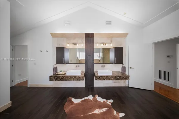 $4,250,000 | 5981 Southwest 136th Street, Pinecrest, FL 33156