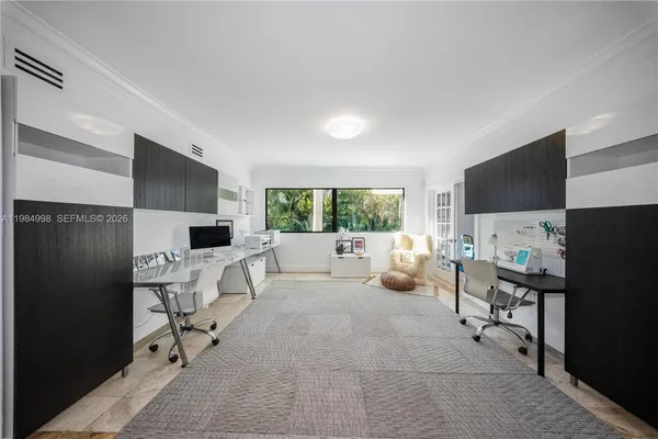$4,250,000 | 5981 Southwest 136th Street, Pinecrest, FL 33156