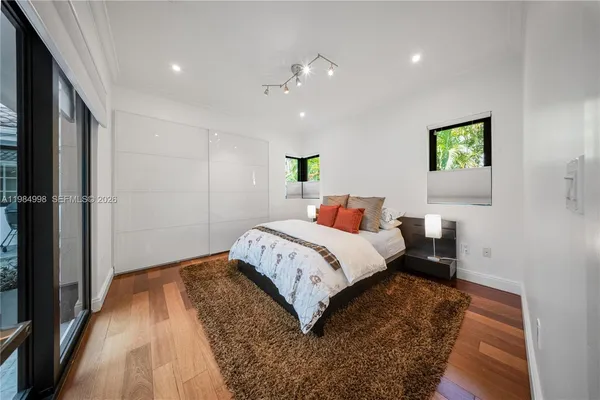 $4,250,000 | 5981 Southwest 136th Street, Pinecrest, FL 33156