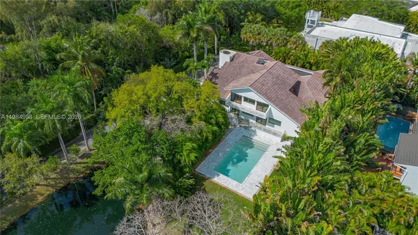 $4,250,000 | 5981 Southwest 136th Street, Pinecrest, FL 33156