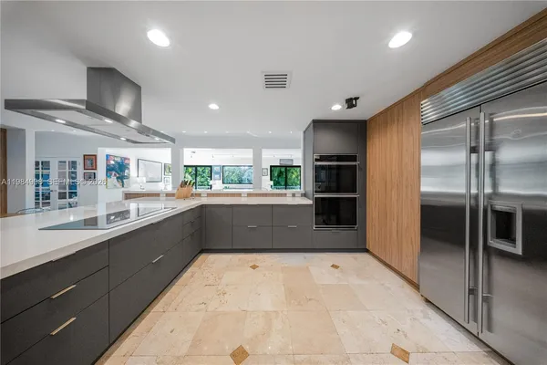 $4,250,000 | 5981 Southwest 136th Street, Pinecrest, FL 33156