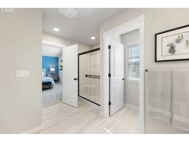 $649,960 | 10128 Southeast Hornaday Avenue, Unit 372, Happy Valley, OR 97086