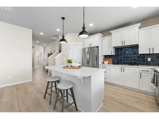 $649,960 | 10128 Southeast Hornaday Avenue, Unit 372, Happy Valley, OR 97086