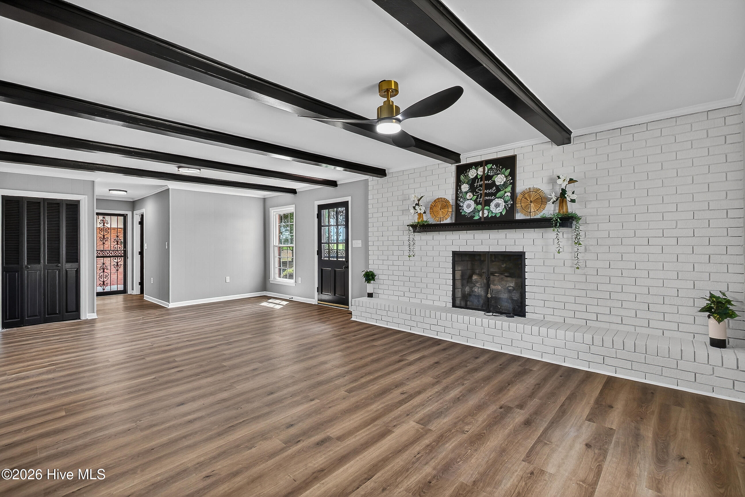 5980 Suttontown Road Faison, NC 28341 - Photo 15 of 63 Family Room