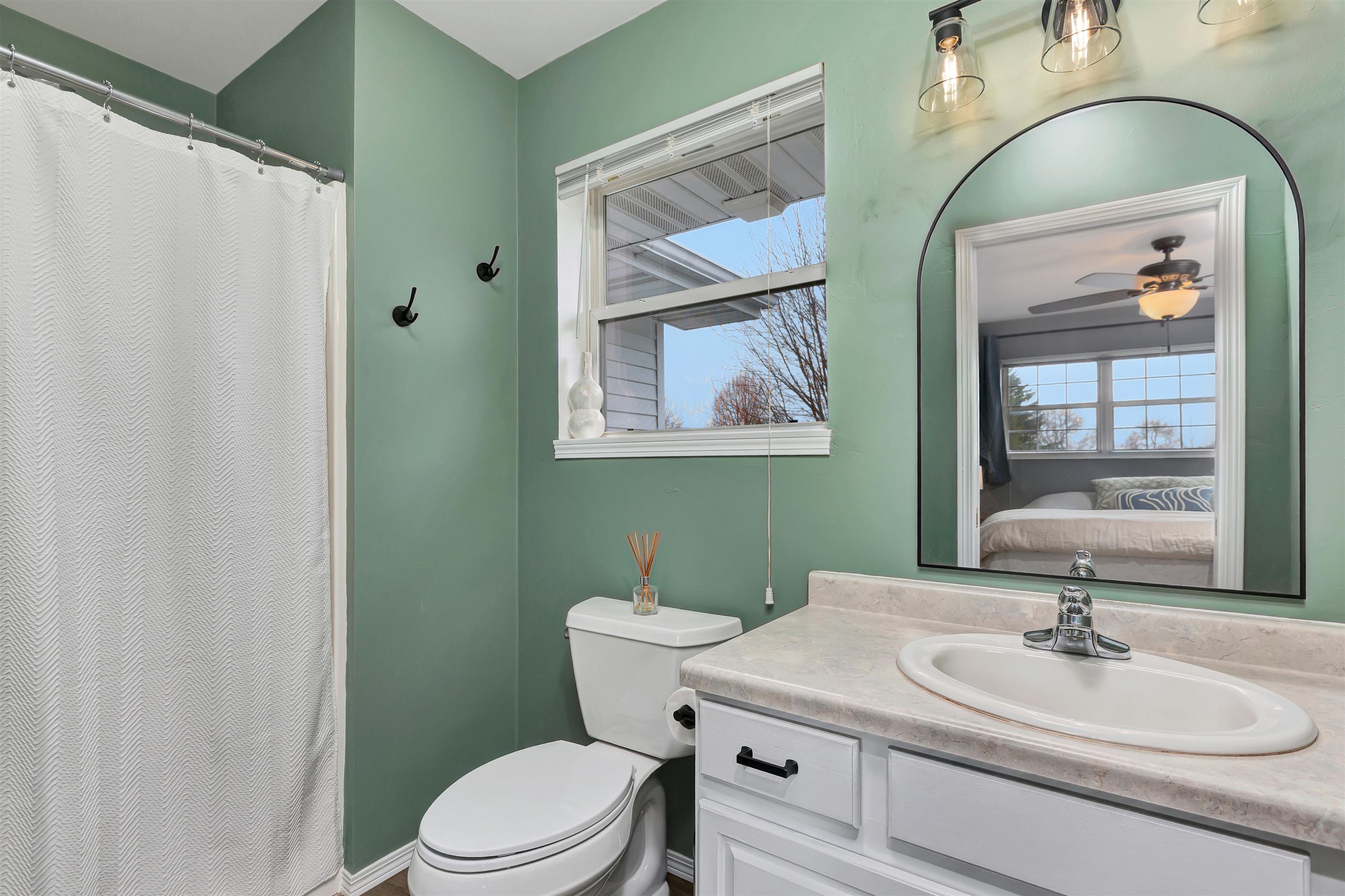 143 Olde School Road Neenah, WI 54956 - Photo 17 of 33