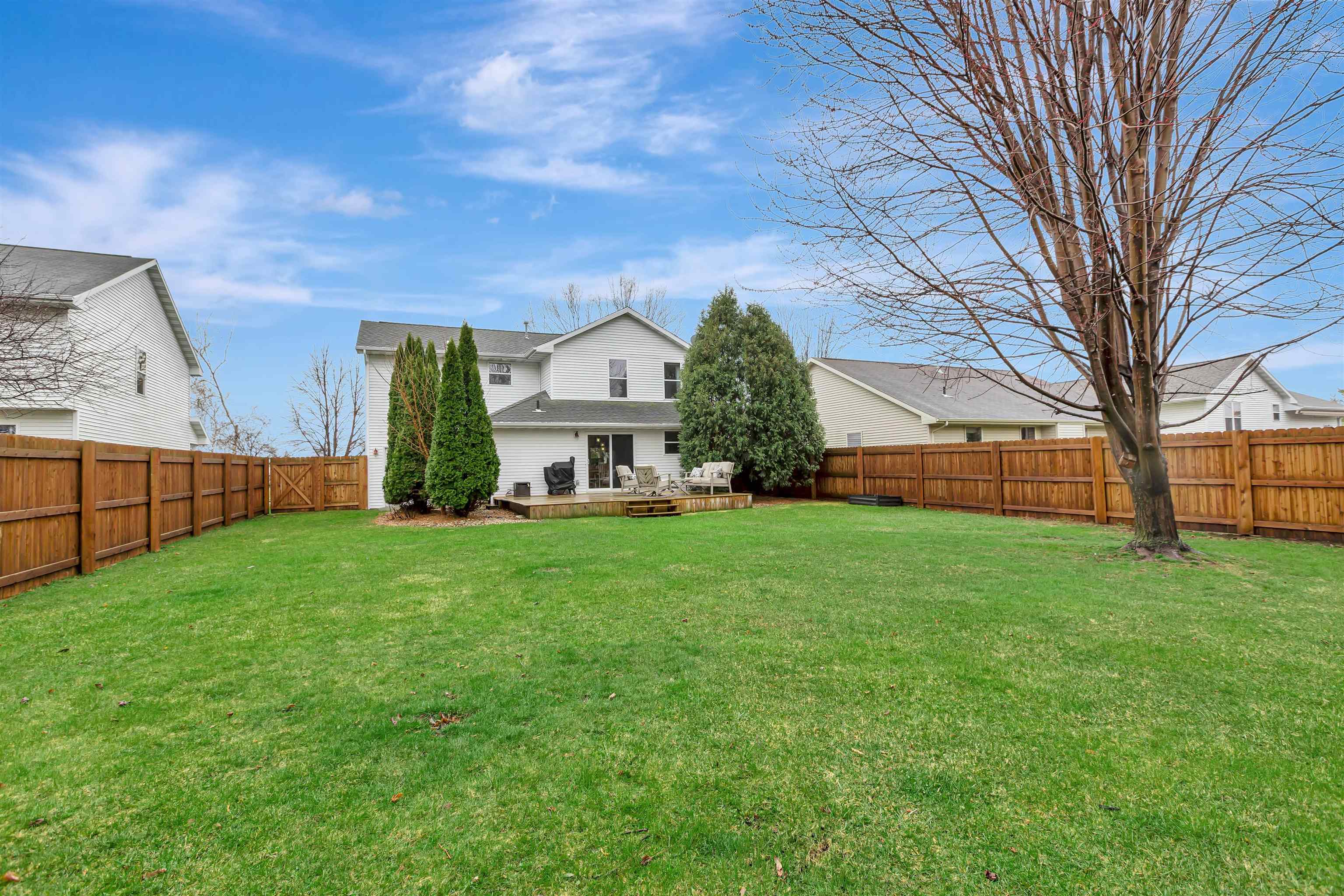 143 Olde School Road Neenah, WI 54956 - Photo 31 of 33