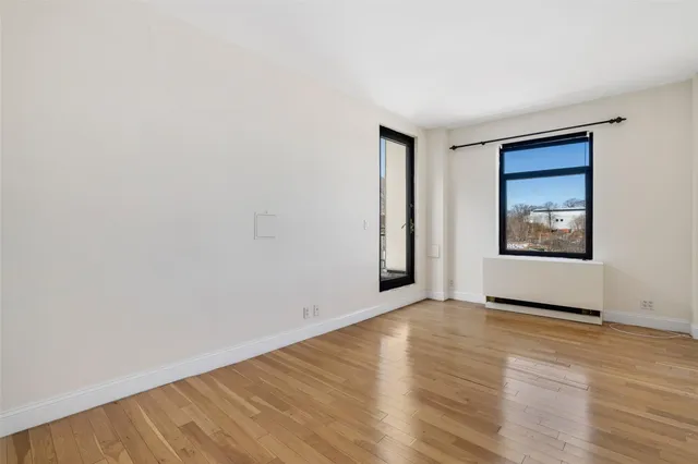 $1,029,000 | 3536 Cambridge Avenue, Unit 7E | Central Riverdale