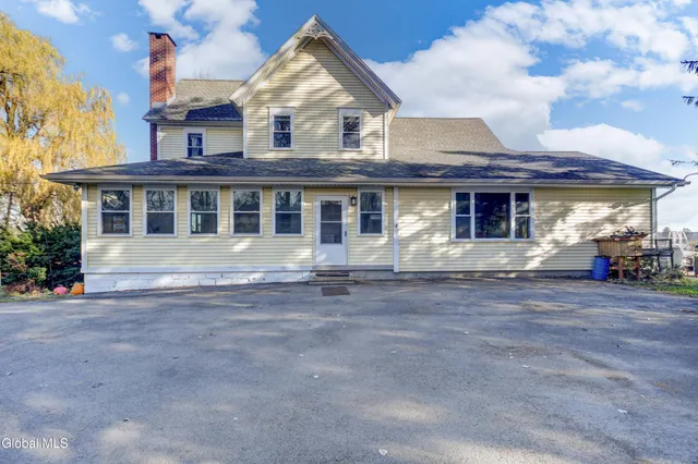 $369,000 | 412 Auriesville Road, Glen, NY 12072