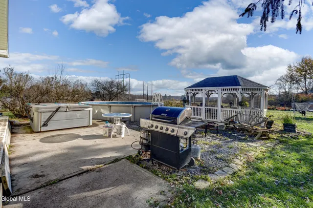 $369,000 | 412 Auriesville Road, Glen, NY 12072