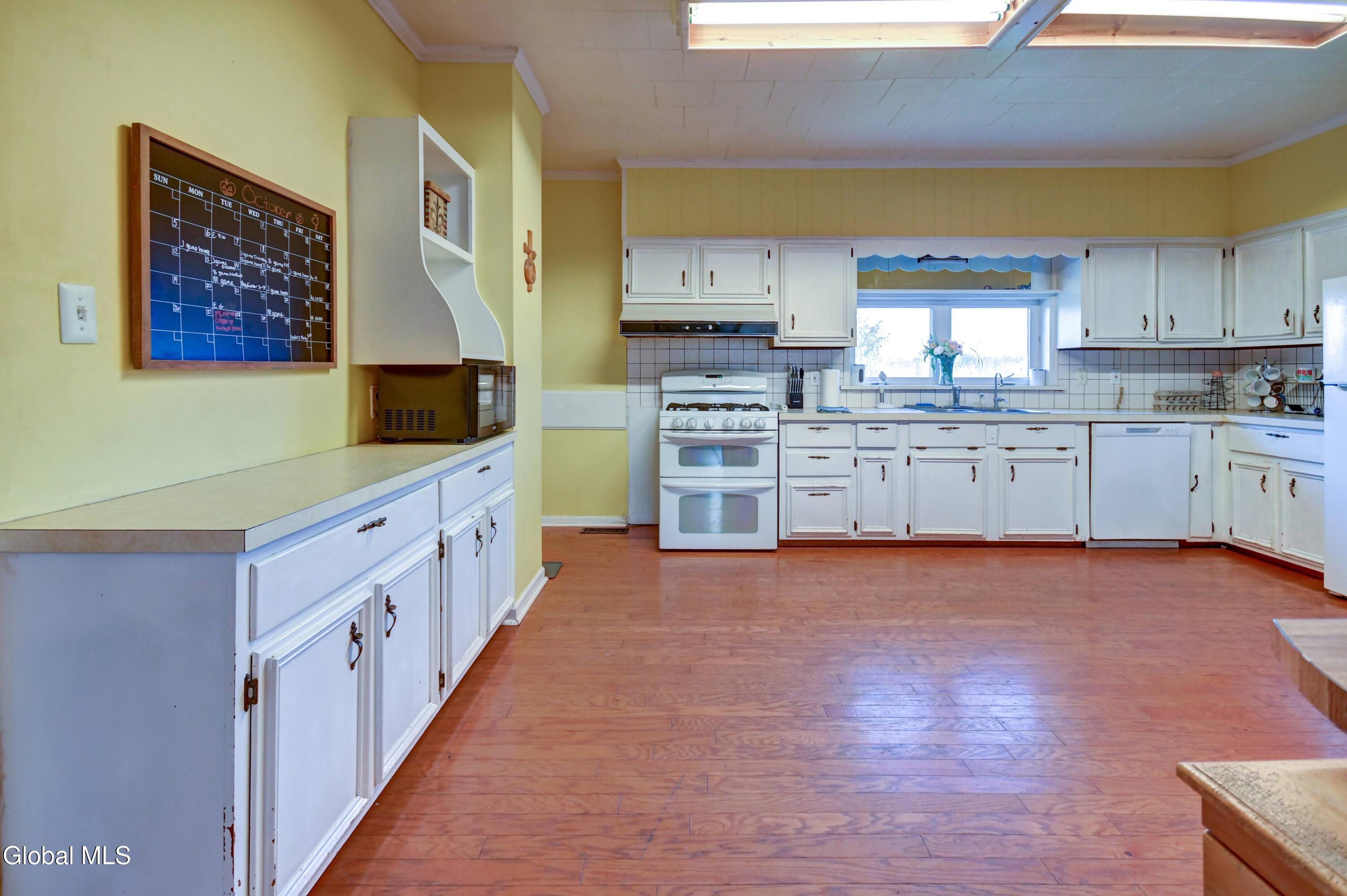 412 Auriesville Road Glen, NY 12072 - Photo 26 of 66 412 Auriesville Rd-17