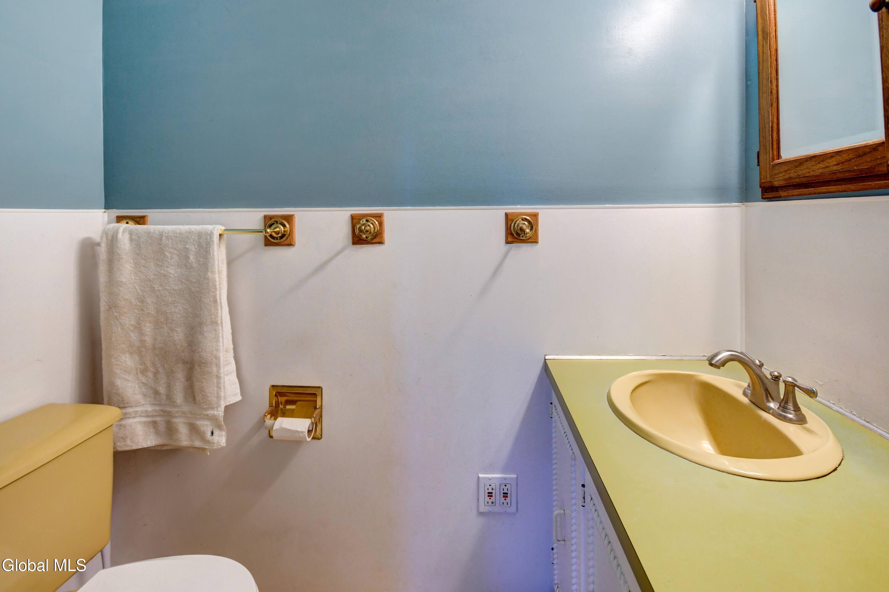 412 Auriesville Road Glen, NY 12072 - Photo 45 of 66 412 Auriesville Rd-36