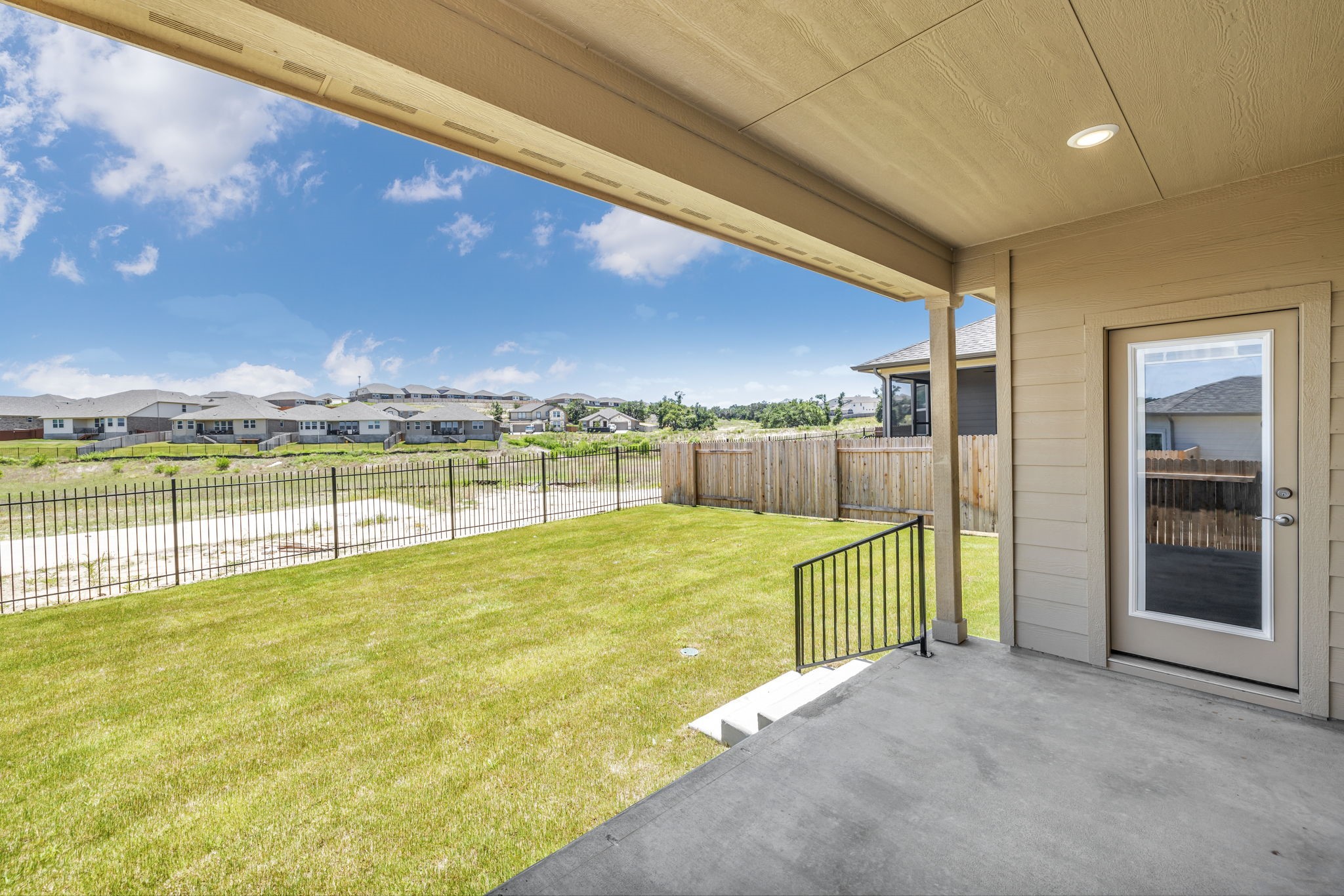 393 El Capitan Loop Dripping Springs, TX 78620 - Photo 28 of 30