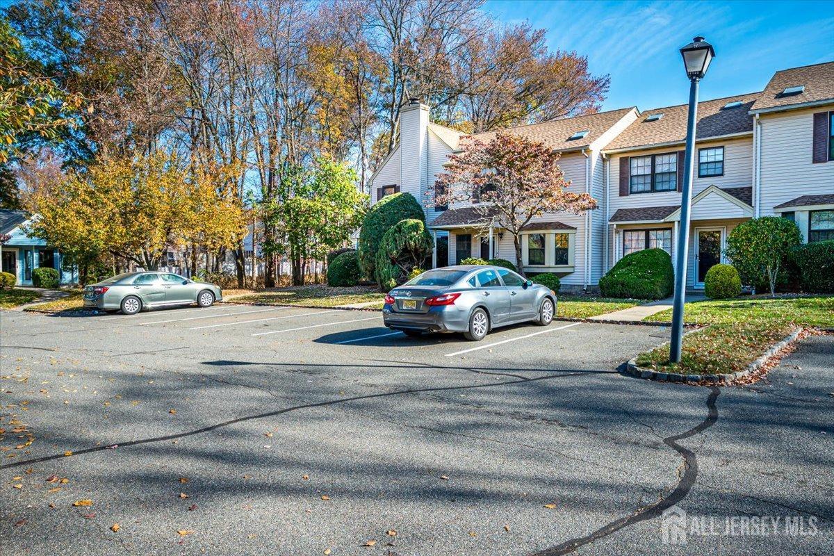 602 Maplecrest Road Edison, NJ 08820 - Photo 4 of 42