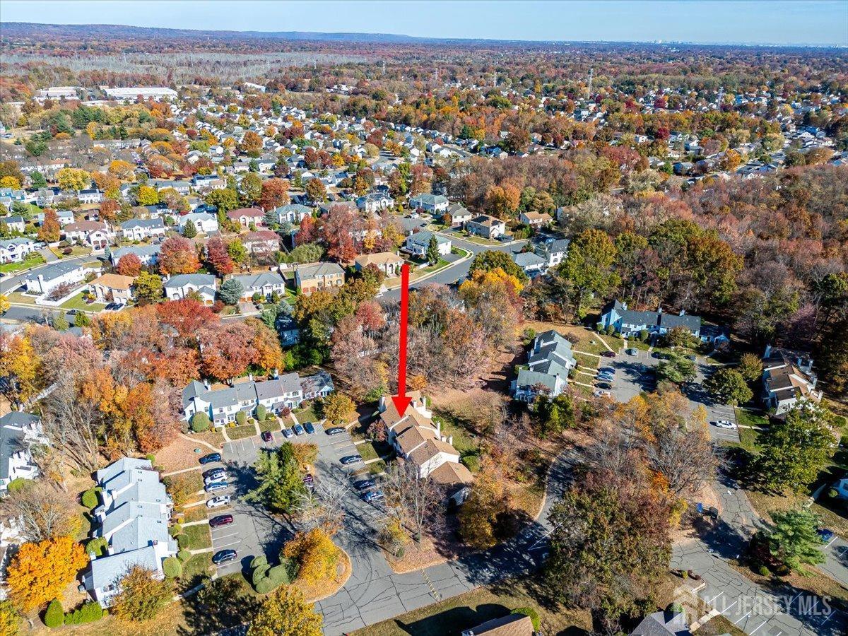 602 Maplecrest Road Edison, NJ 08820 - Photo 9 of 42 an aerial view of multiple house