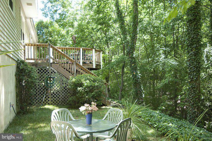 7211 Joshua Tree Lane Springfield, VA 22152 - Photo 6 of 30 Patio