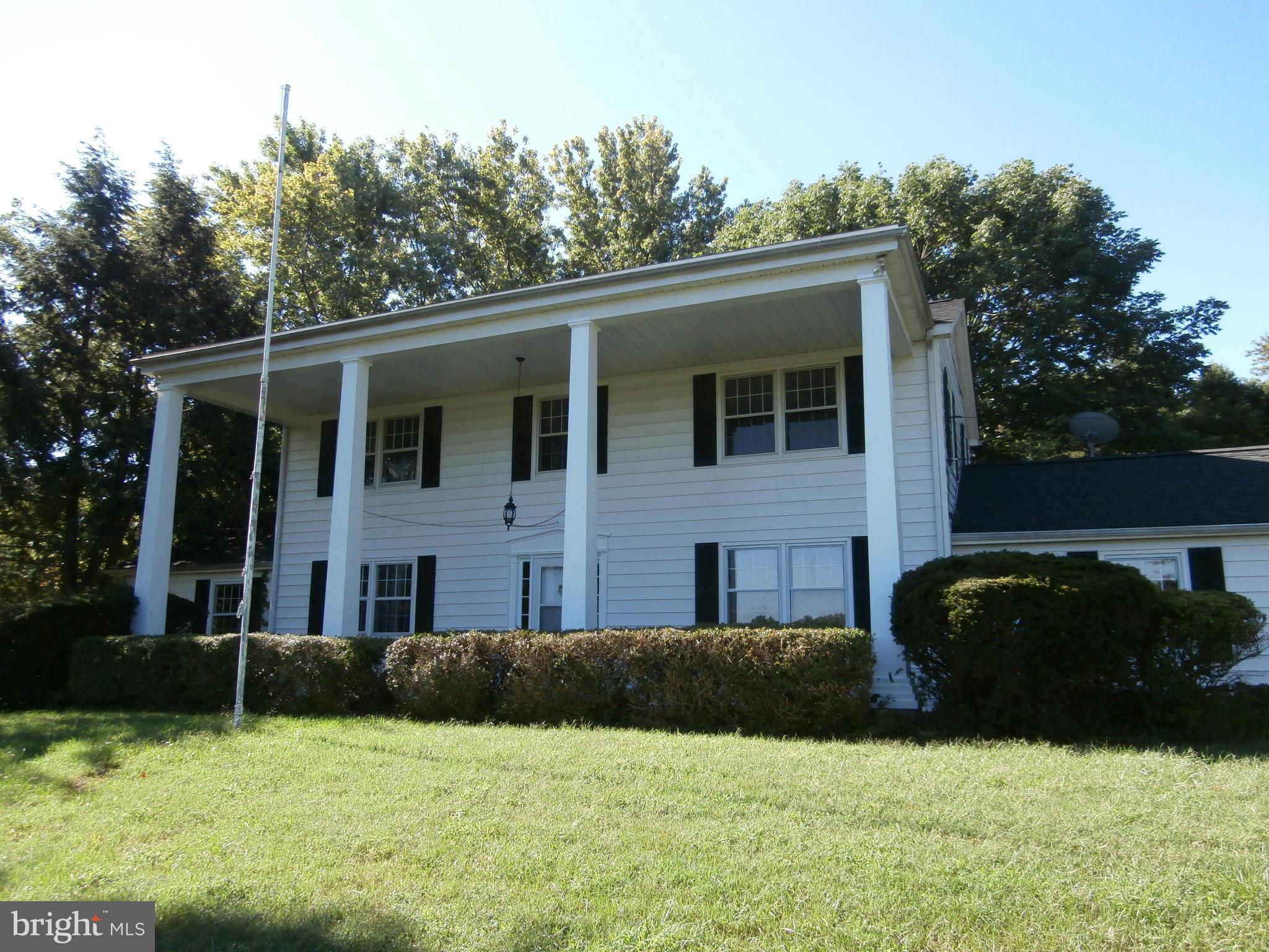 913 Melvin Road Annapolis, MD 21403 - Photo 1 of 22 Charming 1950's "farm house"