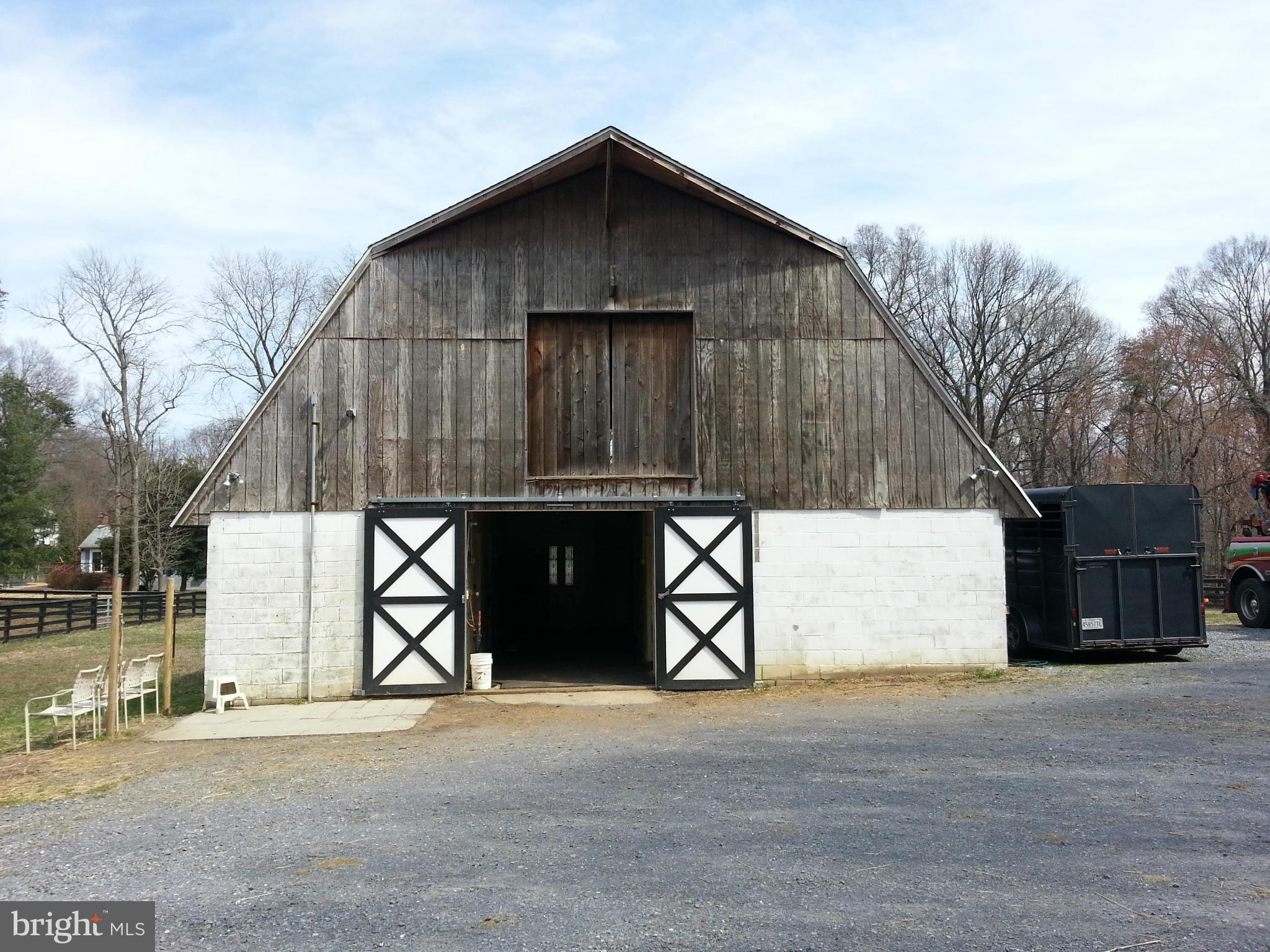 913 Melvin Road Annapolis, MD 21403 - Photo 16 of 22 Solid block barn with full hay loft
