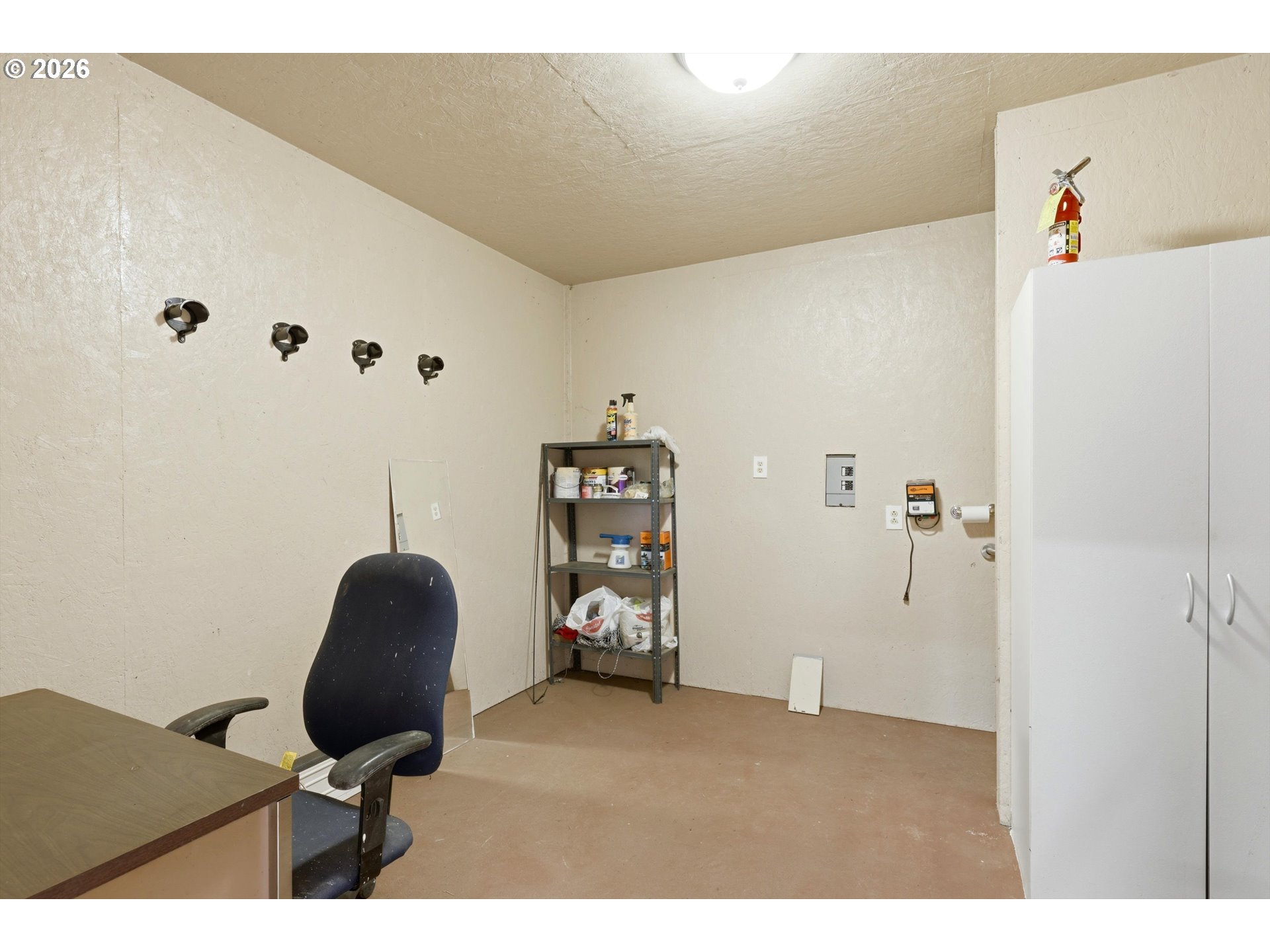 82320 Bay Road Seaside, OR 97138 - Photo 22 of 47 a view of a workspace